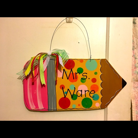 Personalized Teacher Door Hanger
order now for the upcoming 
New school year ❤️ - Picture 1 of 2